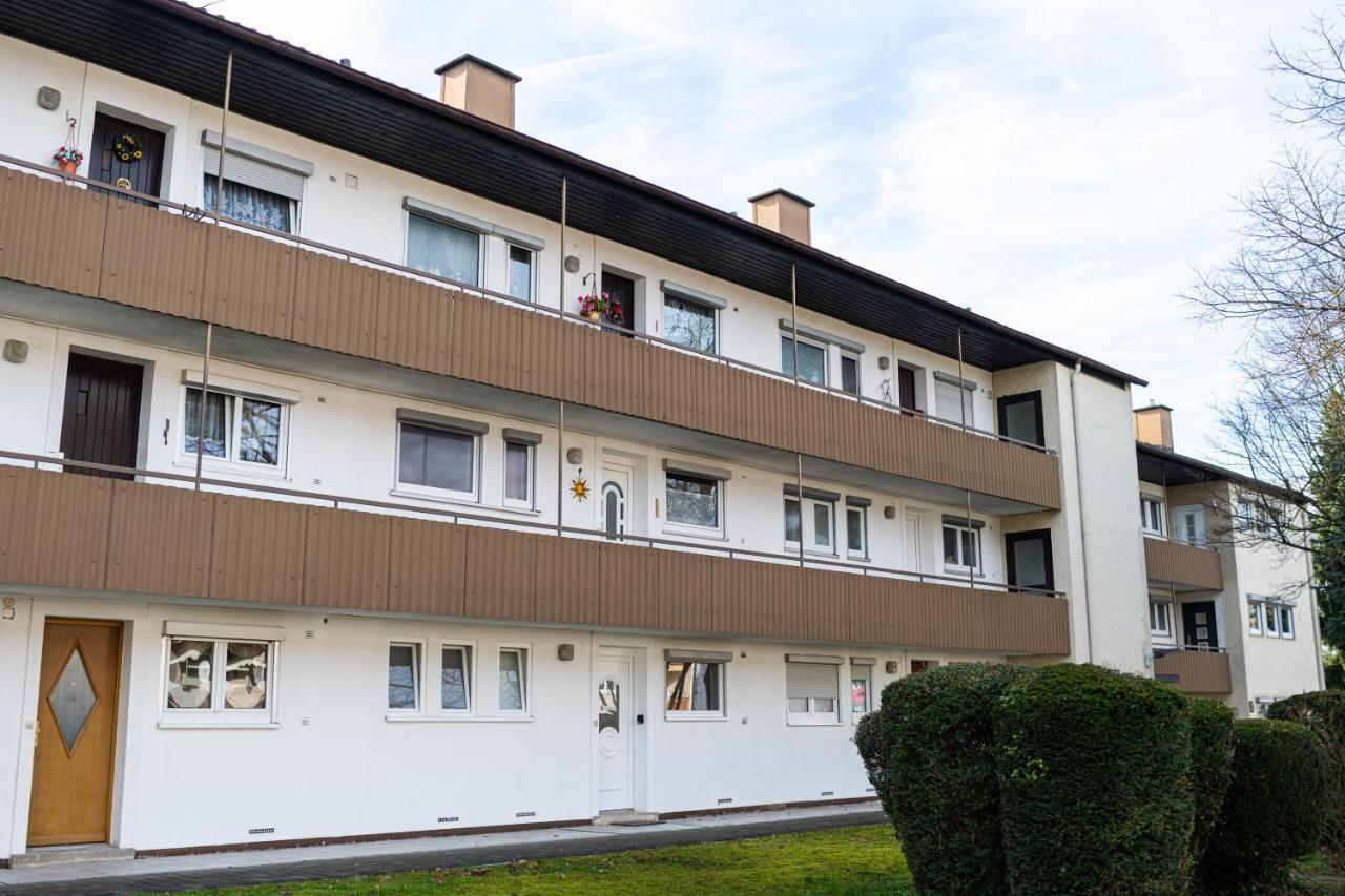 Sonnige Ferienwohnung In Neckarsulm Mit Massageliege & Wlan & Parken Exterior foto